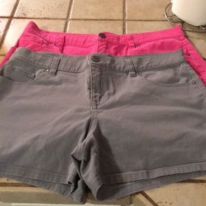 Bundle of shorts